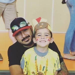 Meet your Posher, Carlos